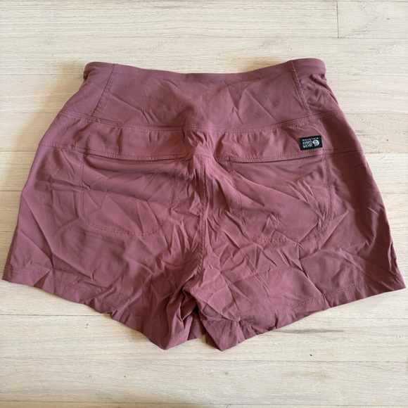 Women’s Dynama/2 Short - Picture 2 of 2